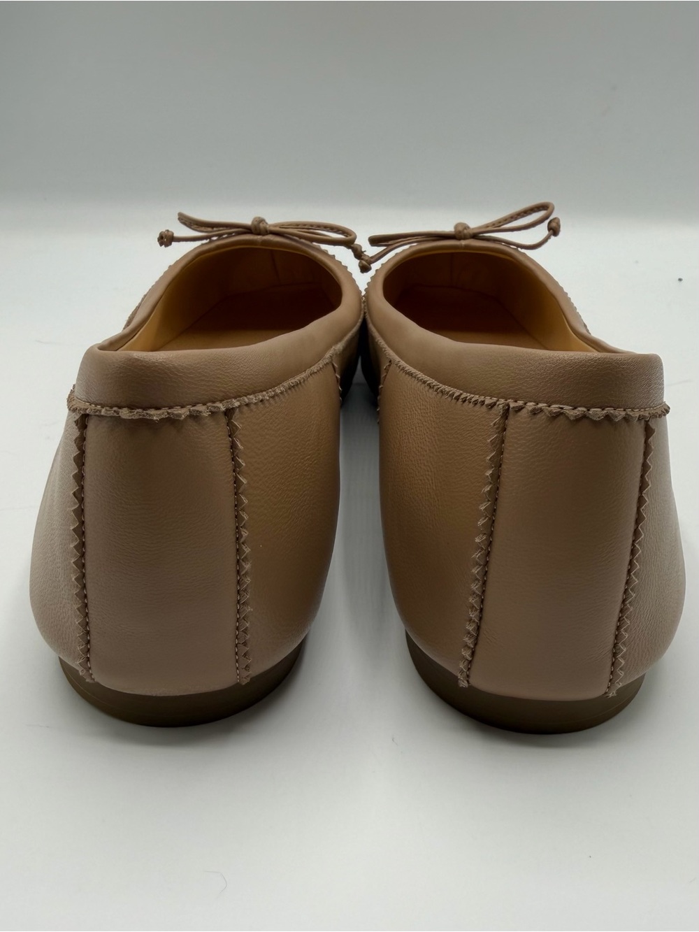 NEW Christian Louboutin Red Bottom Beige Leather Mamadrague Ballet Flats EU 39.5 - Picture 4 of 9